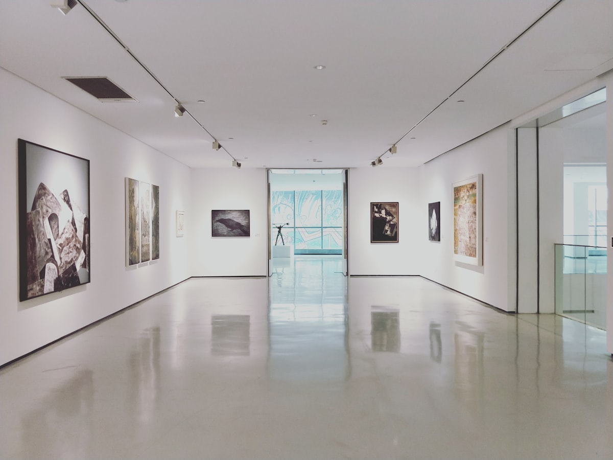 Como Começar uma Coleção de Arte com Orçamento Limitado